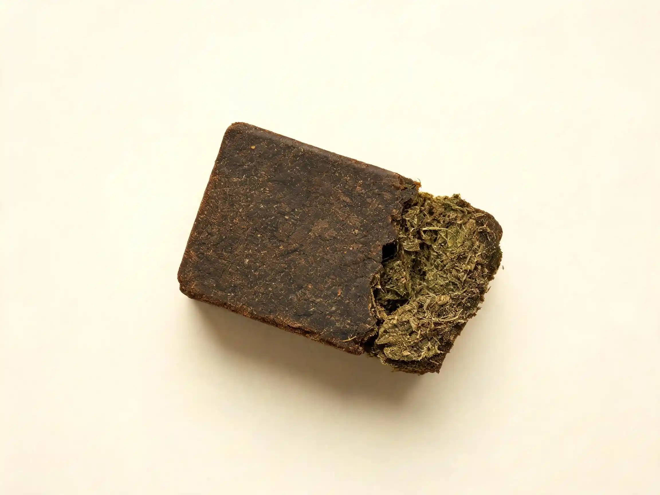 Bloc de résine de CBD pressée